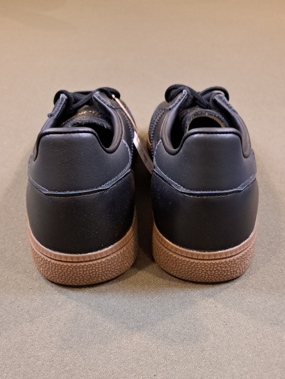 Adidas Handball Spezial - Color: Black/Carbon/Gold - Size: Men 10 - Picture 5 of 10